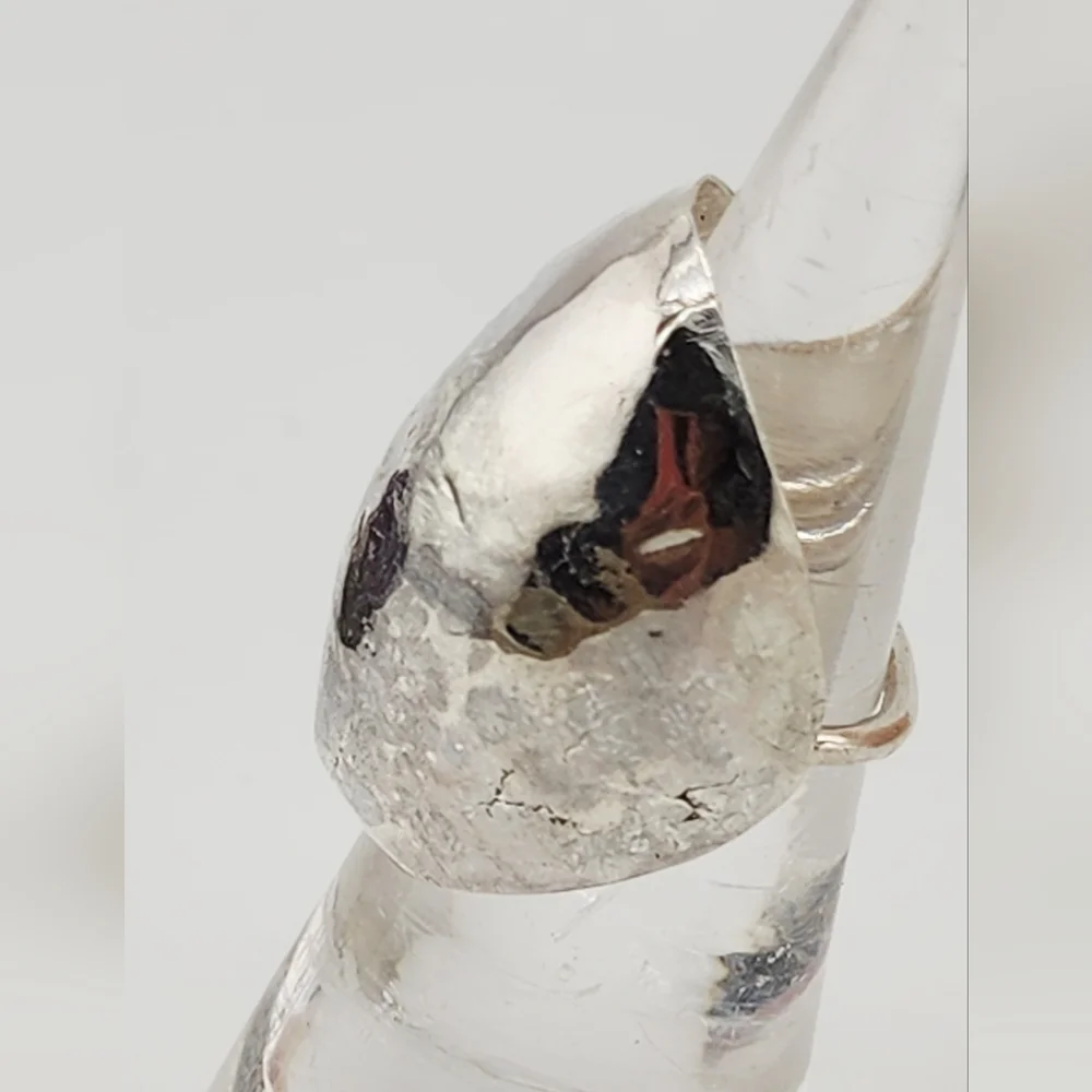 STERLING SILVER HALLOW RING HAMMERED FOR TEXTURE SINGLE RUNG BAND Sz 6.5